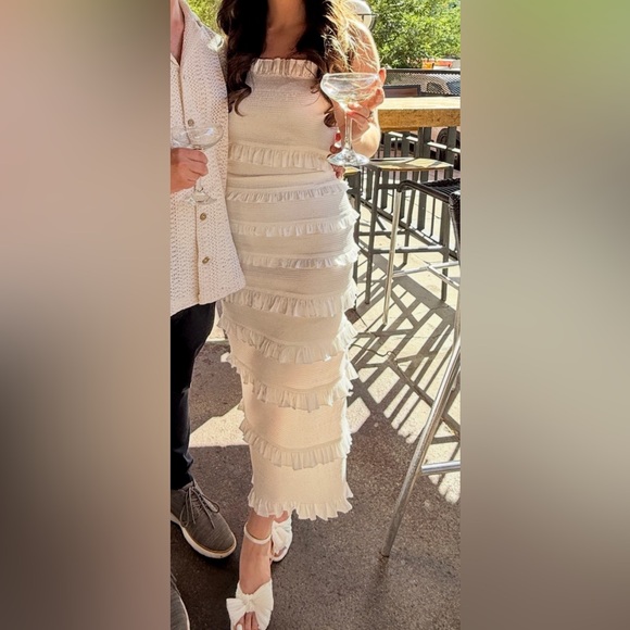 V. Chapman Lily Ruched & Ruffled Stretch Midi Dress Size 4 - Picture 4 of 5